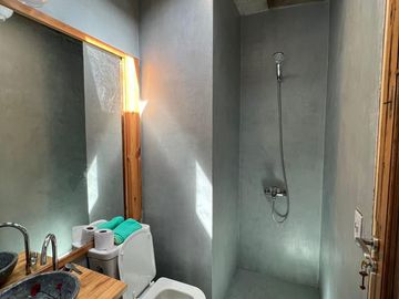 ALQUILER DE VERANO | Flamante CASA de Estilo Rustico-Moderno con Jardin y Pileta | Barrio Residencial La Bota