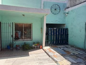 VENTA-V.BALLESTER-CASA MULTIFAMILIAR