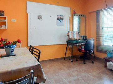 VENTA-V.BALLESTER-CASA MULTIFAMILIAR