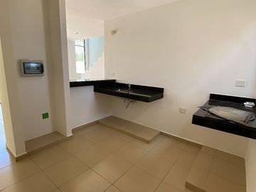 EN VENTA CASA DE 2 RECAMARAS EN CUMBRES NOVONORTE, MERIDA