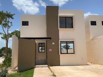 EN VENTA CASA DE 2 RECAMARAS EN CUMBRES NOVONORTE, MERIDA