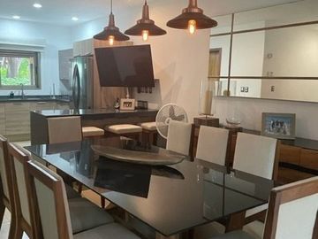 RESIDENCIA EN VENTA EN LAS PAROTAS