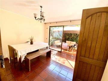 Casa en Venta en Acogedora propiedad en Condominio / Tranquilo y residencial