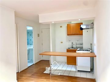 Departamento en Venta en Calle Catedral Metro Santa Ana