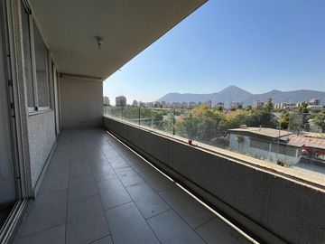 Departamento en Venta en Los Barbechos / Las Condes