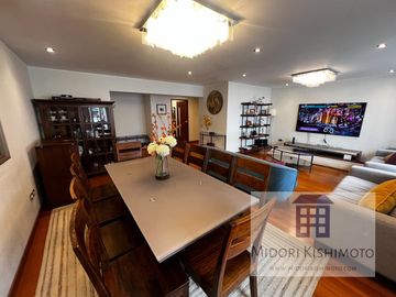 Moderno Flat con vista a Parque Interno