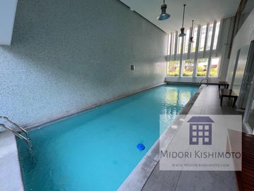 Moderno Flat con vista a Parque Interno
