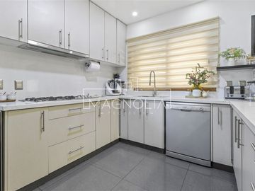 Casa en Venta en Colegio Alemán Chicureo