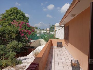 Casa en venta en Jardines Vista Hermosa III   entre avenida Ignacio Sandoval y Constitution