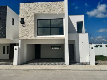 CASA EN VENTA ZONA COUNTRY VILLAHERMOSA