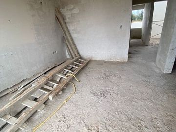 Casa en venta cercana a Glorieta del Papa en Altozano