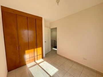 CASA EN VENTA RESIDENCIAL EL REFUGIO PRIVADA 3 Ó 4 RECAMARAS