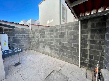 CASA EN VENTA RESIDENCIAL EL REFUGIO PRIVADA 3 Ó 4 RECAMARAS