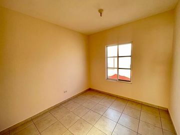 CASA EN VENTA RESIDENCIAL EL REFUGIO PRIVADA 3 Ó 4 RECAMARAS