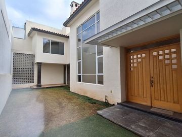 Casa en Venta en La floresta Ocolusen, Morelia