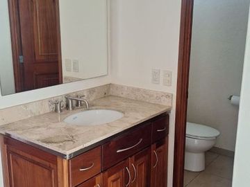 (R)Casa en Renta en La Floresta Ocolusen, Morelia.