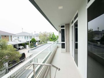 4 Bedrooms for sale