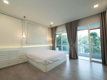 4 Bedrooms for sale