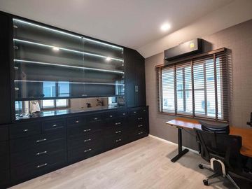 4 Bedrooms for sale