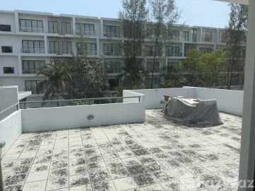 3-Bedroom Townhouse in Suan Tua Estate, Choeng Thale, Phuket