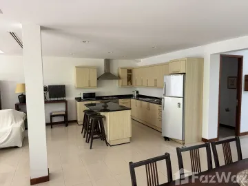 3-Bedroom Townhouse in Suan Tua Estate, Choeng Thale, Phuket