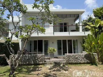 3-Bedroom Townhouse in Suan Tua Estate, Choeng Thale, Phuket