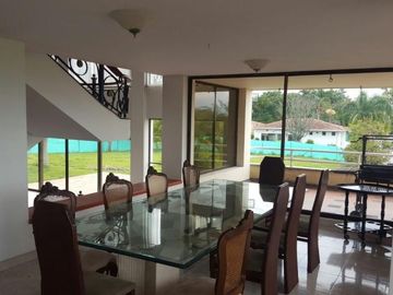 VENTA de CASA CAMPESTRE en PEREIRA