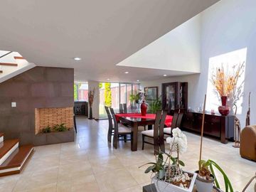 Casa en venta en Calimaya, con excelente mantenimiento.
