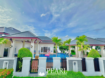 Modern pool villa in Dusit Pattaya Hill - 4 Bedrooms 2 Bathrooms