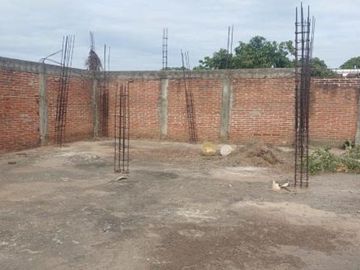 Casa /Terreno en venta Col. Rosario Uzarraga