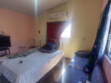 Casa /Terreno en venta Col. Rosario Uzarraga