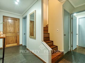Oportunidad de casa en venta a pasos del metro, con seguridad 24/7