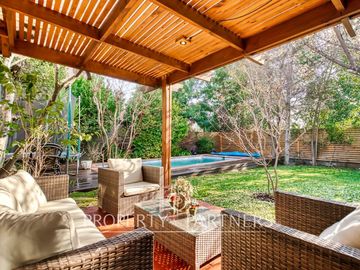 Venta de hermosa propiedad dentro de condominio familiar en Peñalolén