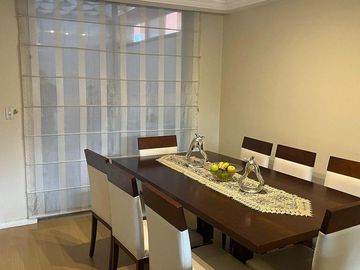 VENDO Casa dentro de Conjunto - Norte de Quito - Condado Shopping
