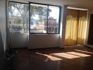 VENDO Casa Rentera Real Audiencia, Luis Tufiño, Norte