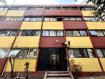 Venta de departamento U.H. Kennedy Balbuena