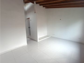 CASA VTA CNJ PORTAL CASAS METROP NORTE 3NIVELES 76M2 3HB 2BÑ PPC AL