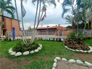 CASA VTA CNJ PORTAL CASAS METROP NORTE 3NIVELES 76M2 3HB 2BÑ PPC AL