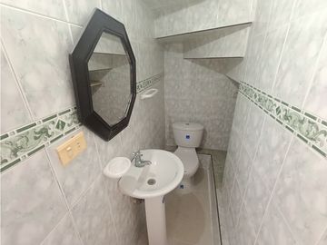 CASA VTA CNJ PORTAL CASAS METROP NORTE 3NIVELES 76M2 3HB 2BÑ PPC AL