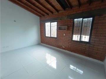 CASA VTA CNJ PORTAL CASAS METROP NORTE 3NIVELES 76M2 3HB 2BÑ PPC AL