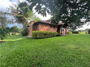 Casa campestre comercial para arriendo en Pueblito Cafetero, Pereira