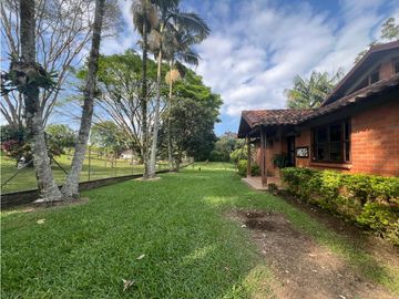 Casa campestre comercial para arriendo en Pueblito Cafetero, Pereira