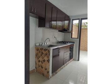 SE VENDE CASA SECTOR AVENIDA CENTENARIO