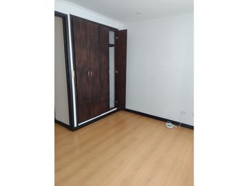 SE VENDE CASA SECTOR AVENIDA CENTENARIO