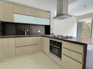 Preciosa Casa en Arriendo - Conjunto residencial Vittare