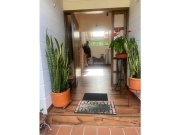 Venta de casa en el Retiro de 1 solo nivel