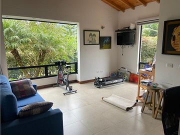 Venta de casa en el Retiro de 1 solo nivel