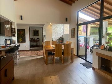 Venta de casa en el Retiro de 1 solo nivel