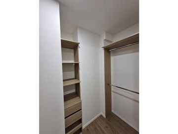RENTA APARTAMENTO NUEVO EN CERRITOS