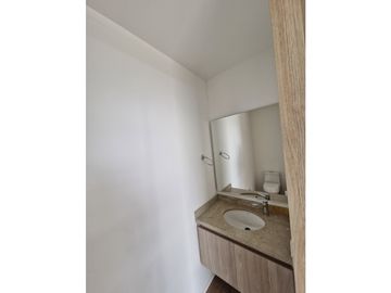 RENTA APARTAMENTO NUEVO EN CERRITOS